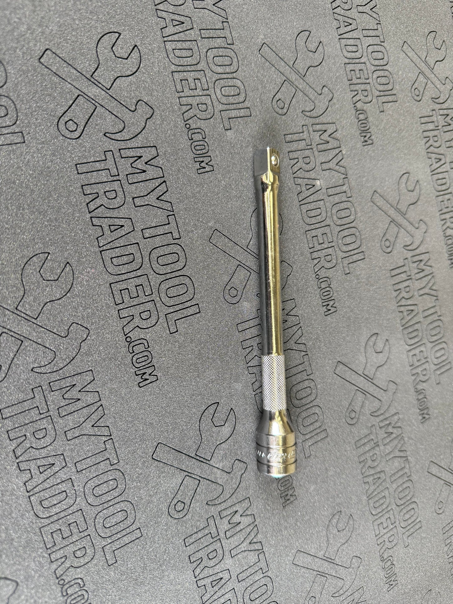 3/8" Drive 6" Knurled Friction Ball Extension