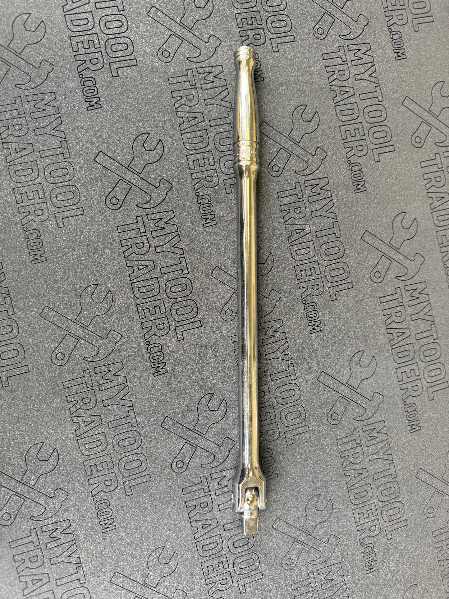 3/8" Drive 11-9/16" Long Handle Breaker Bar