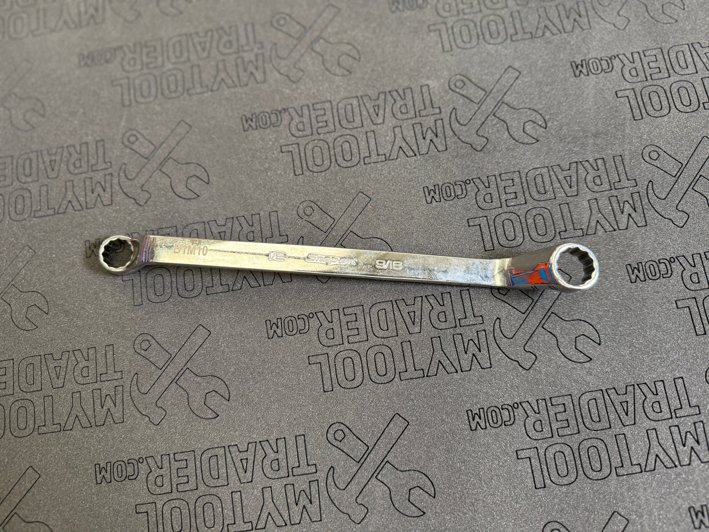 1/2-9/16" 12-Point SAE Flank Drive® 60° Deep Offset Box Wrench- Pre Loved