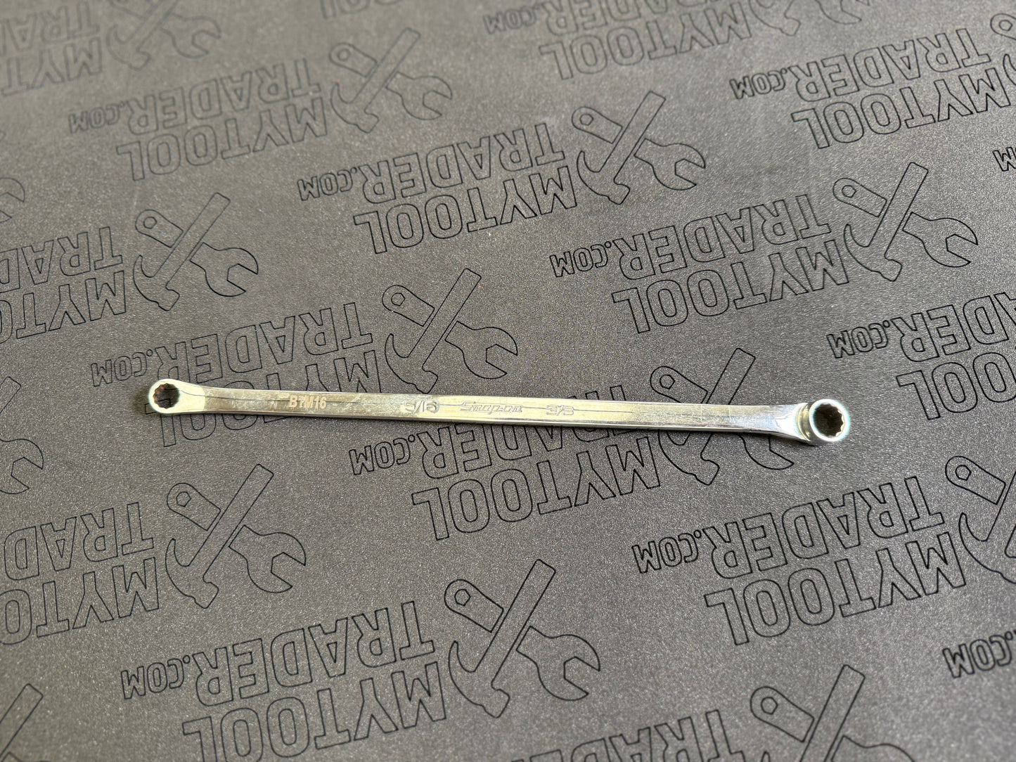 5/16–3/8" 12-Point SAE Flank Drive® High-Performance 15° Offset Box Wrench- Pre Loved