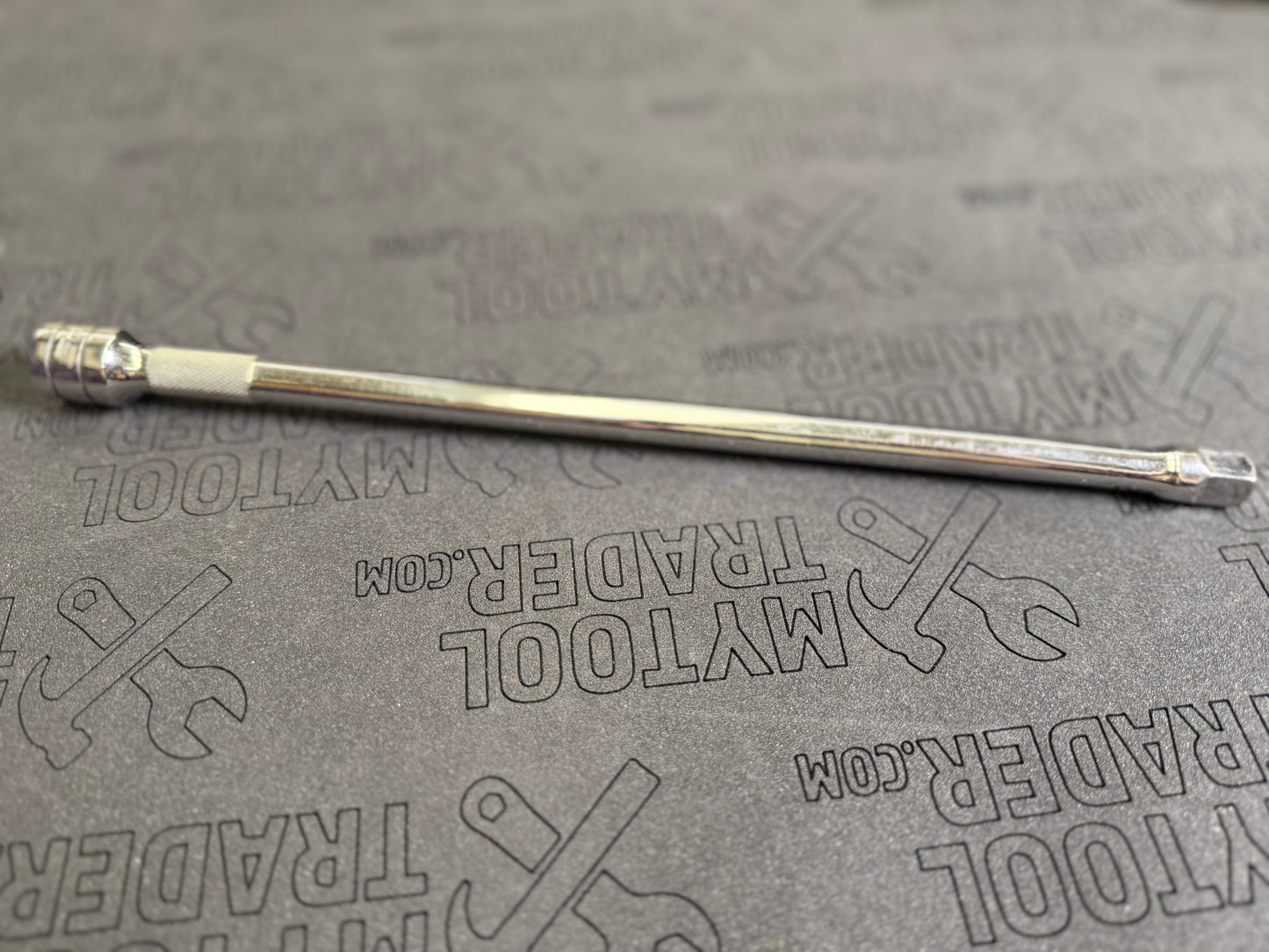 3/8" Drive 11" Knurled Friction Ball Extension-Pre Loved