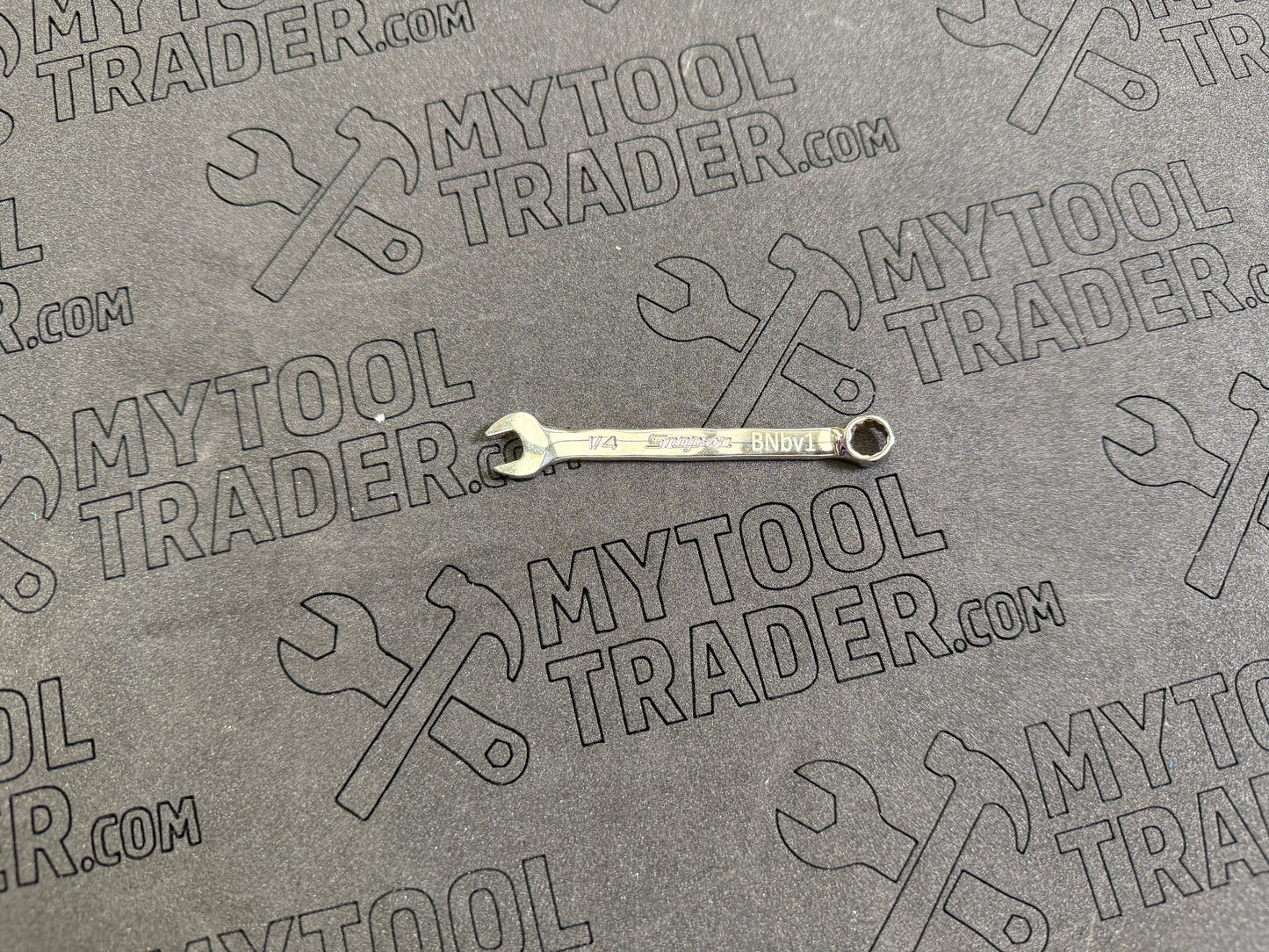 1/4" 12-Point SAE Flank Drive® Midget Combination Wrench - Pre-Loved