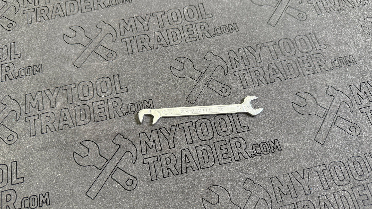 Offset Double Open Ended Metric Spanner 8mm - Pre-Loved
