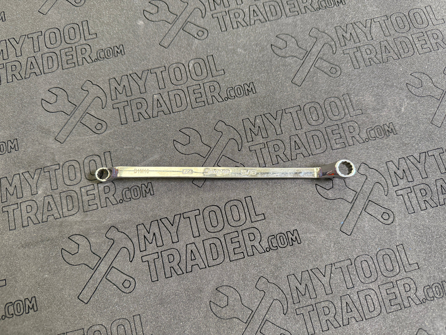 1/4-5/16" 12-Point SAE Flank Drive® 60° Deep Offset Box Wrench - Pre-Loved
