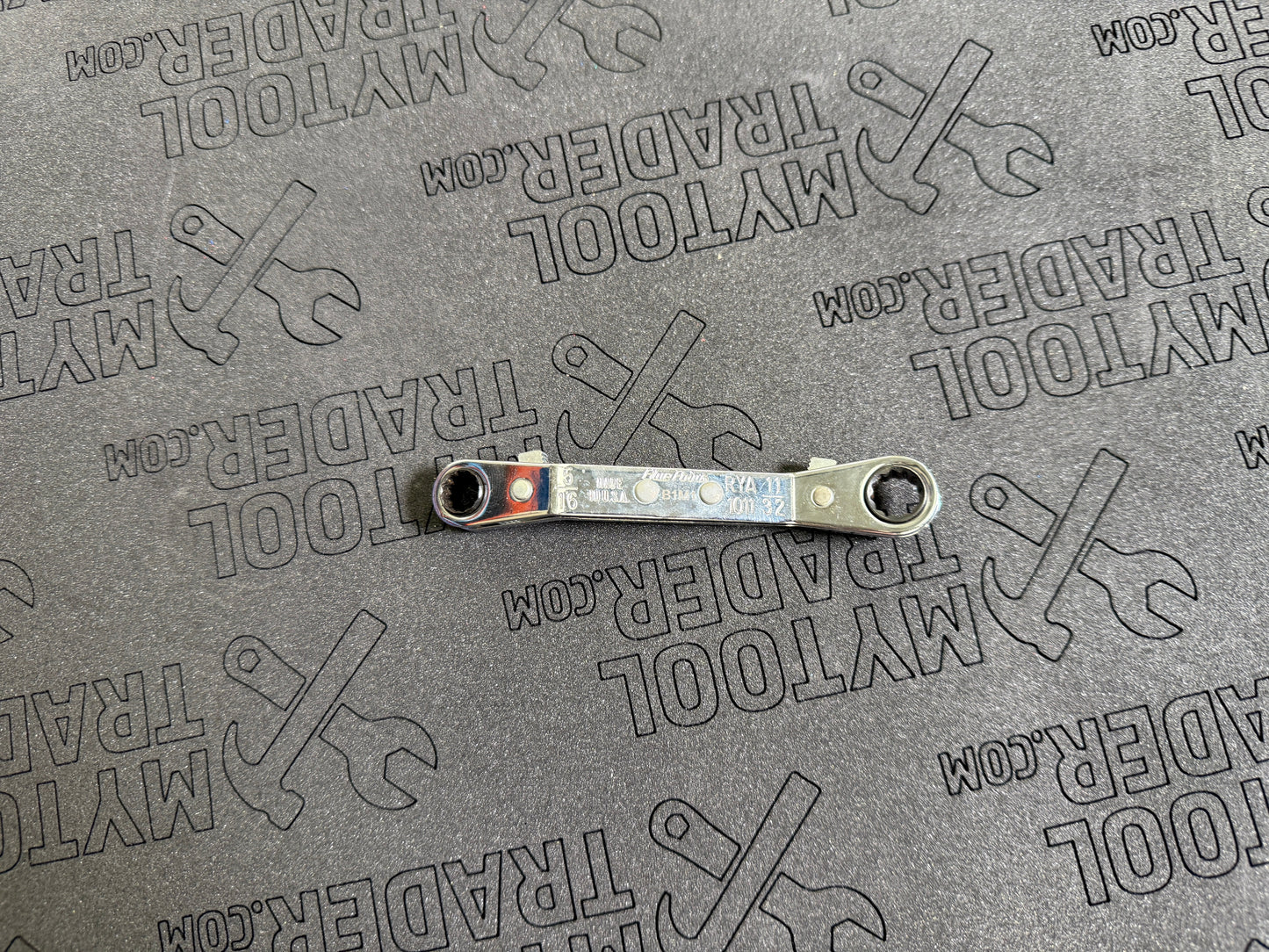 5/16–11/32" 12-Point SAE 25° Offset Ratcheting Box Wrench (Blue-Point®)- Pre Loved
