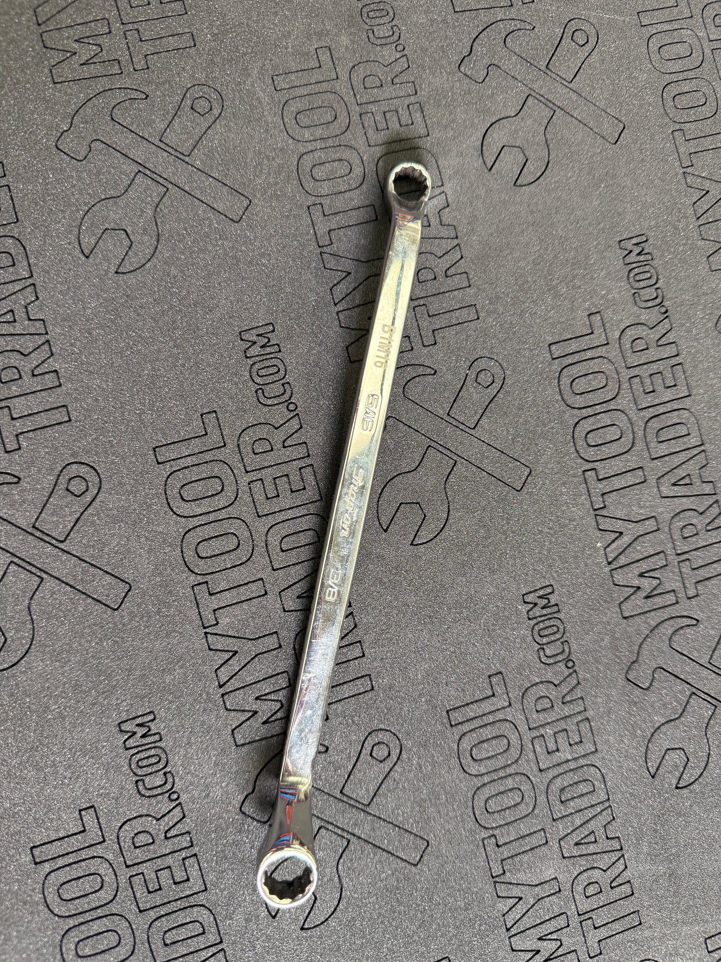 5/16-3/8" 12-Point SAE Flank Drive® 60° Deep Offset Box Wrench-Pre Loved