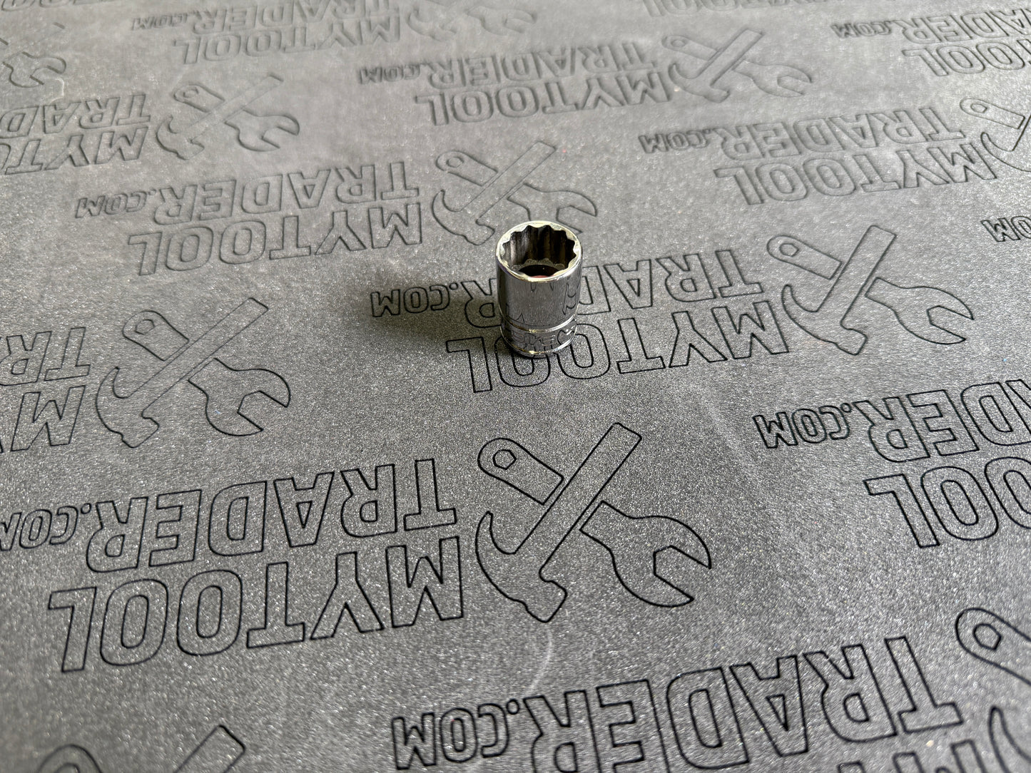 3/8" Drive 12-Point SAE 9/16" Flank Drive® Shallow Socket-Pre Loved