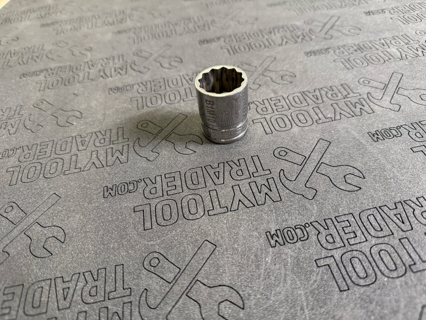 1/2" Drive 12-Point SAE 15/16" Flank Drive® Shallow Socket-Pre Loved