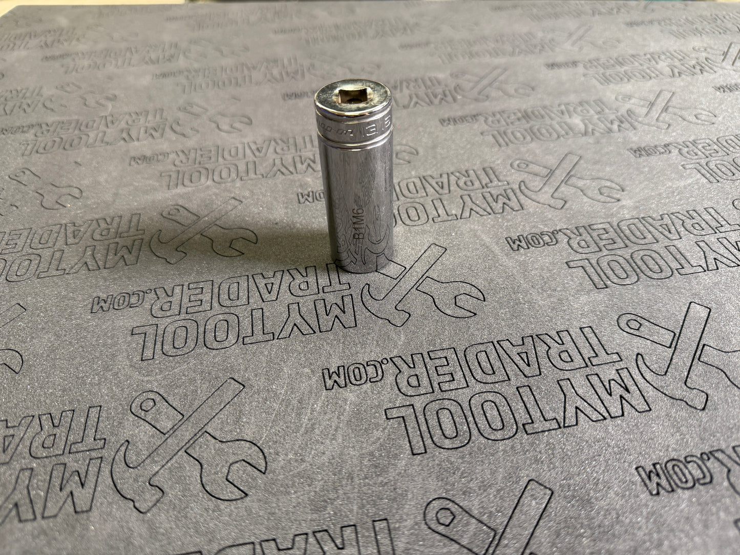 3/8" Drive 12-Point SAE 13/16" Flank Drive® Deep Socket-Pre Loved