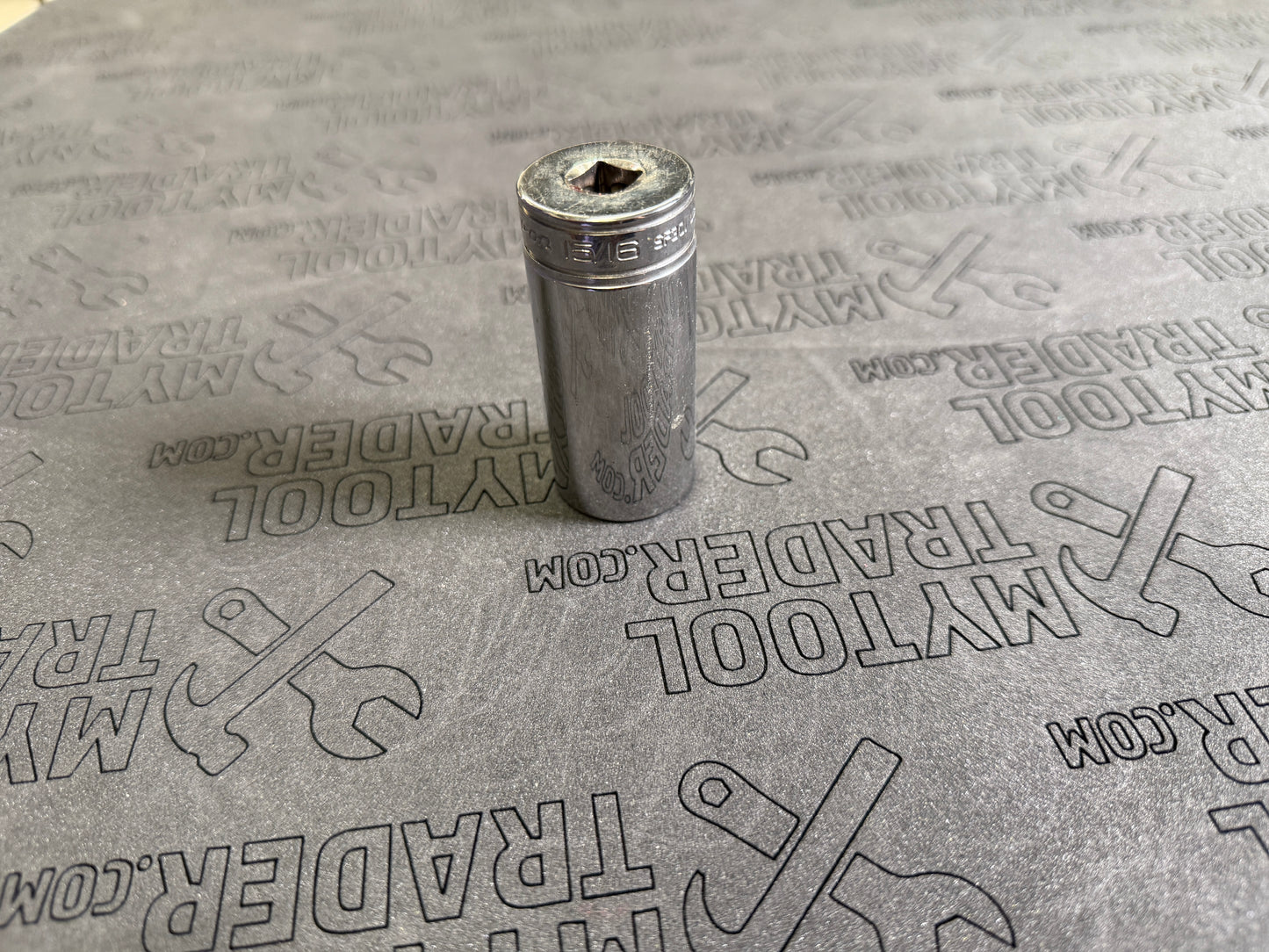3/8" Drive 12-Point SAE 15/16" Flank Drive® Deep Socket-Pre Loved