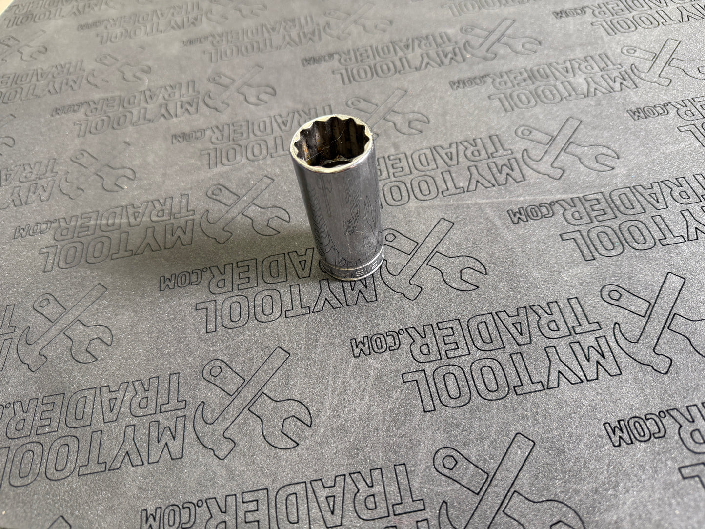 3/8" Drive 12-Point SAE 15/16" Flank Drive® Deep Socket-Pre Loved