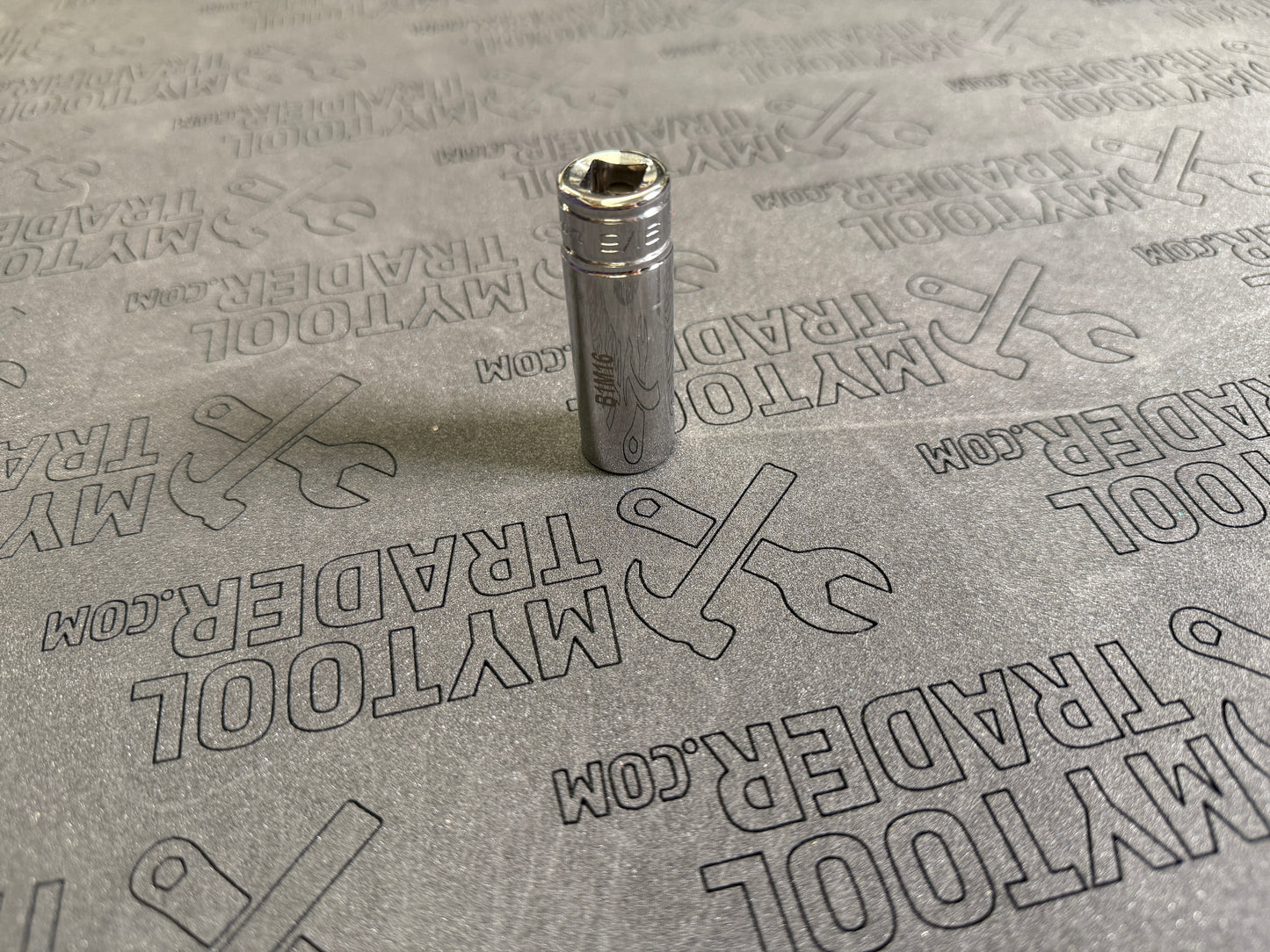 3/8" Drive 12-Point SAE 9/16" Flank Drive® Deep Socket-Pre Loved