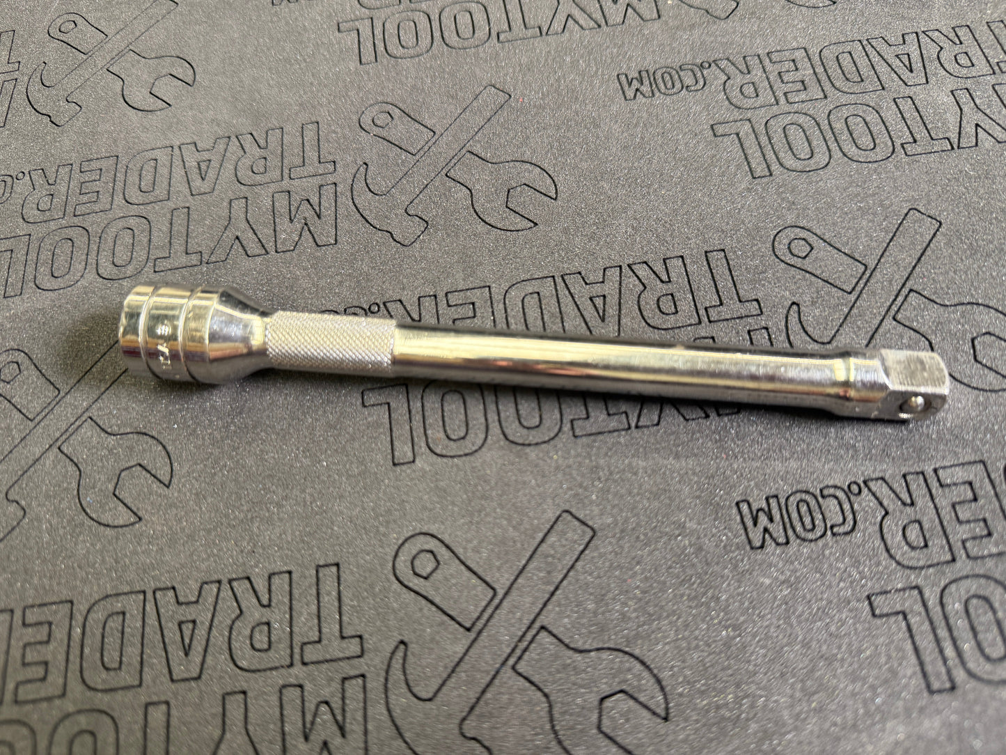 3/8" Drive 6" Knurled Friction Ball Extension-Pre Loved