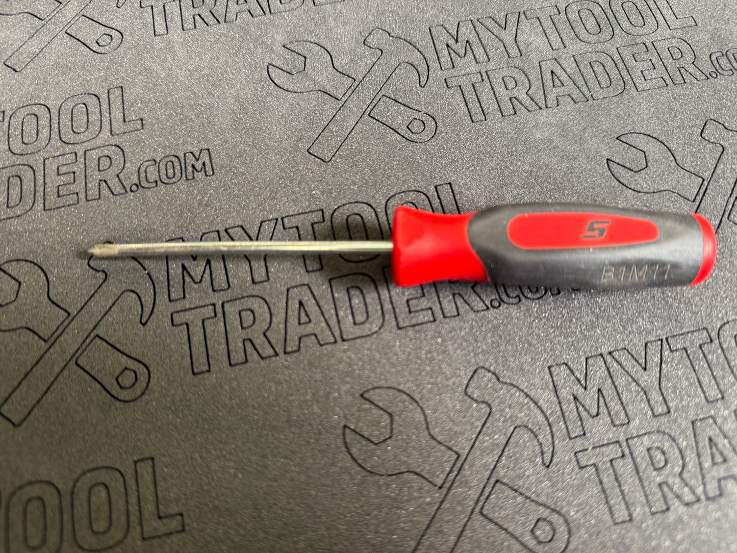 PHILLIPS® #0 Instinct® Soft Grip Mini-Tip Screwdriver (Red)-Pre Loved