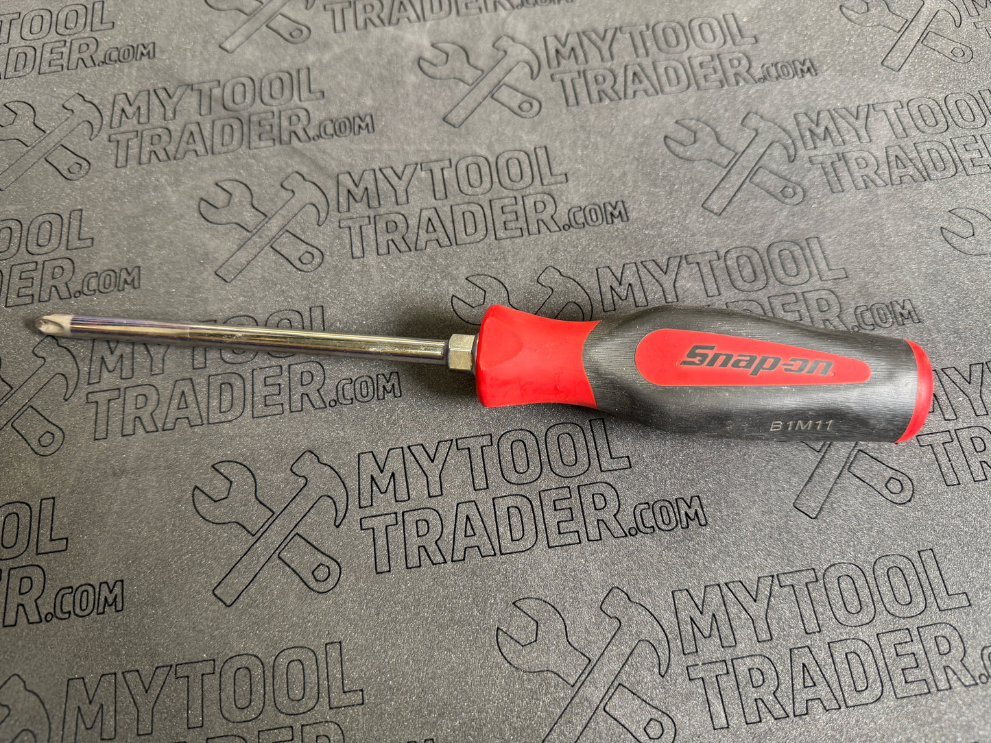 PHILLIPS® #3 Instinct® Soft Grip Standard Screwdriver (Red)-Pre Loved