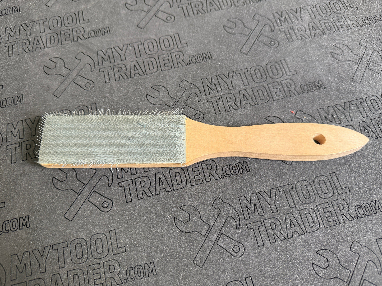 File cleaning brush