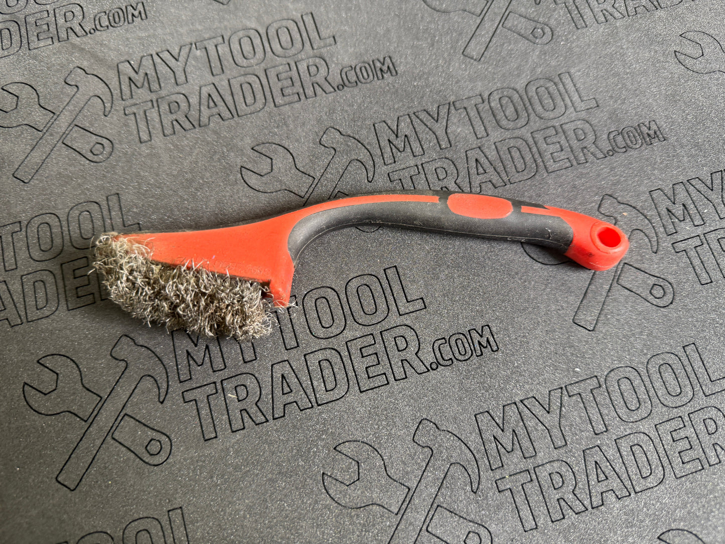 Wire brush-Pre Loved