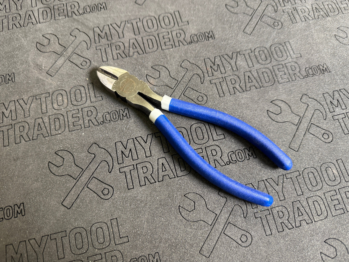 Industrial Grade Diagonal Cutting Pliers-Pre Loved