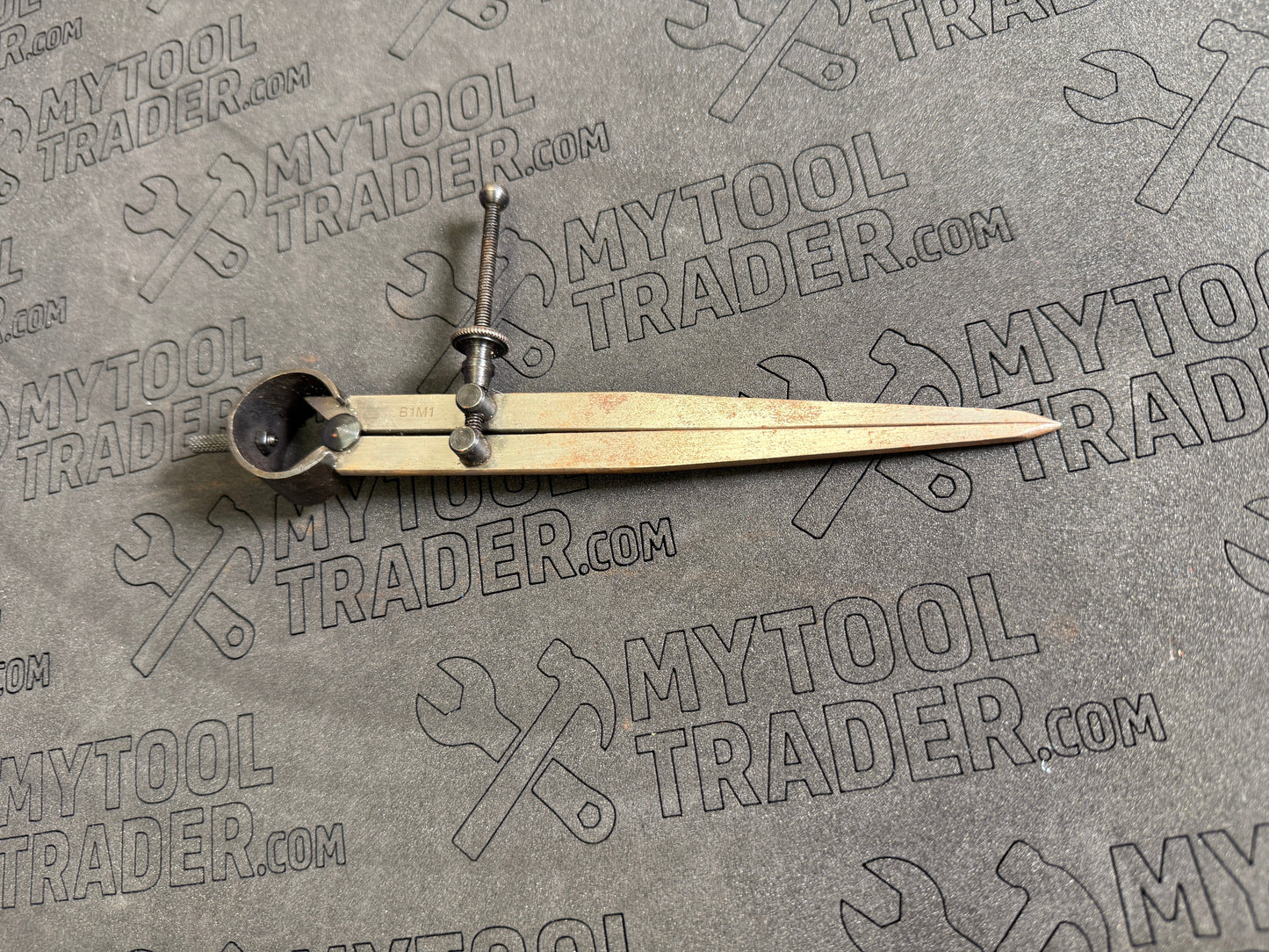 Dividers-Pre Loved