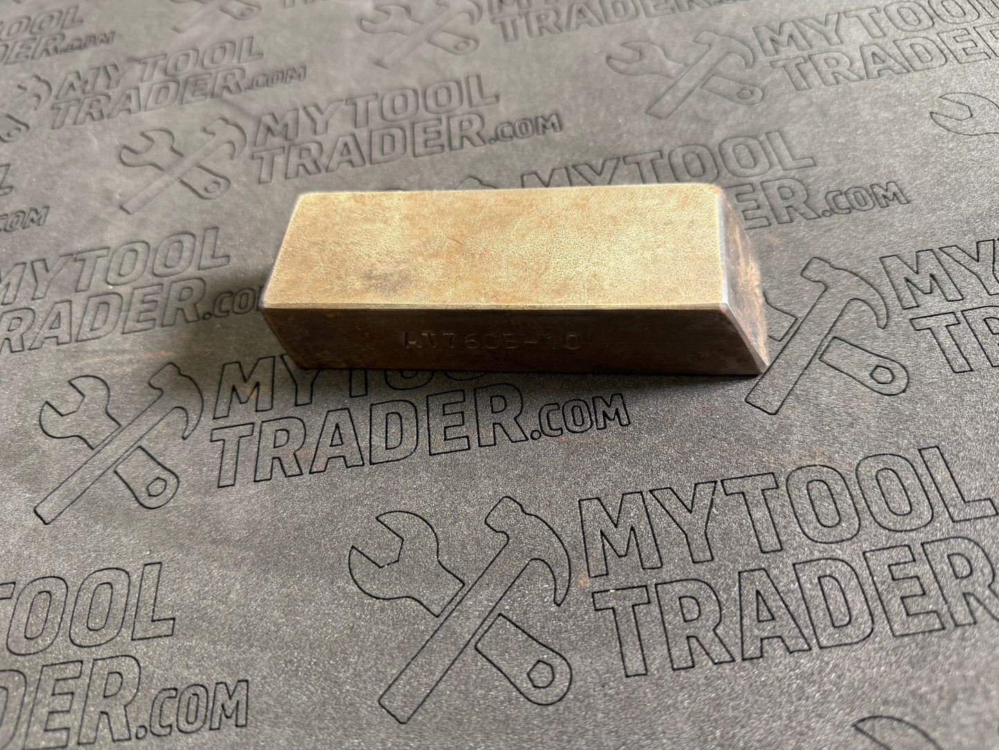 Bucking Bar, 2 lbs-Pre Loved