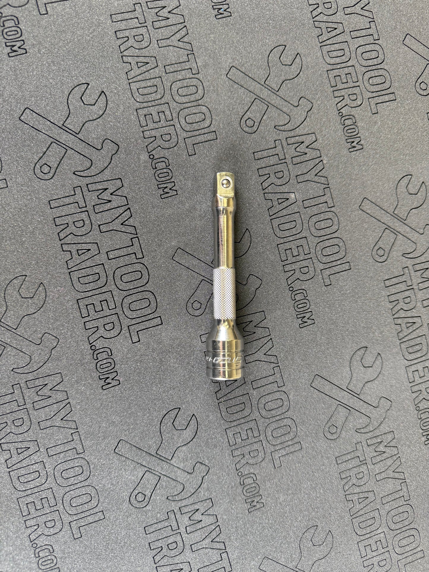 3/8" Drive 4" Knurled Friction Ball Extension