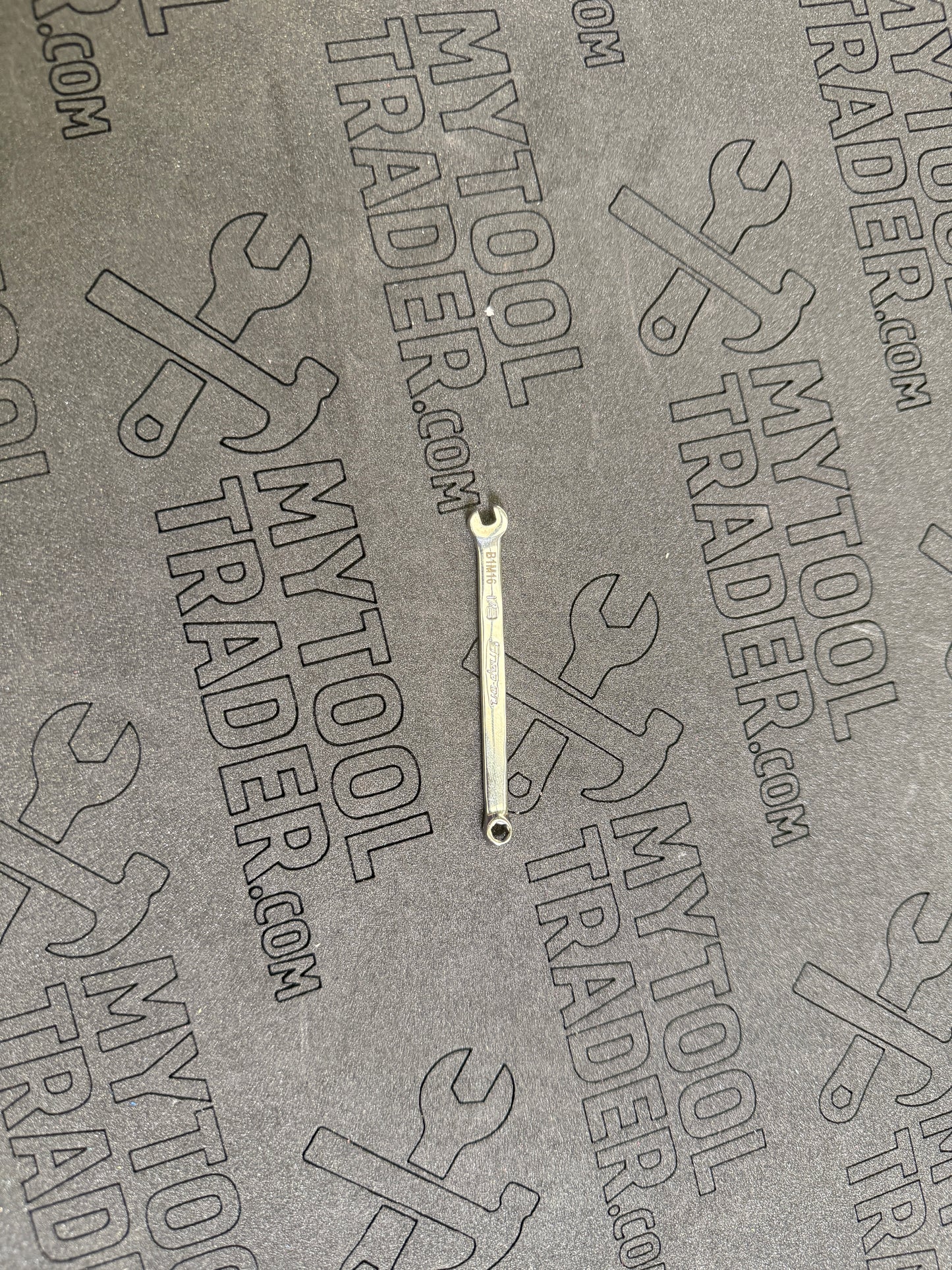 1/8" 6-Point SAE Flank Drive® Midget Combination Wrench - Pre-Loved