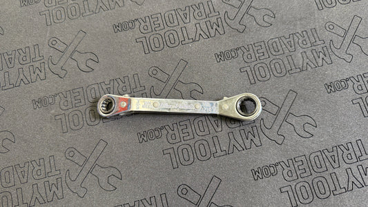 3/8–7/16" 12-Point SAE 25° Offset Ratcheting Box Wrench (Blue-Point®) Pre Loved
