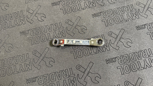 1/4–5/16" 12-Point SAE 25° Offset Ratcheting Box Wrench (Blue-Point®)- Pre Loved