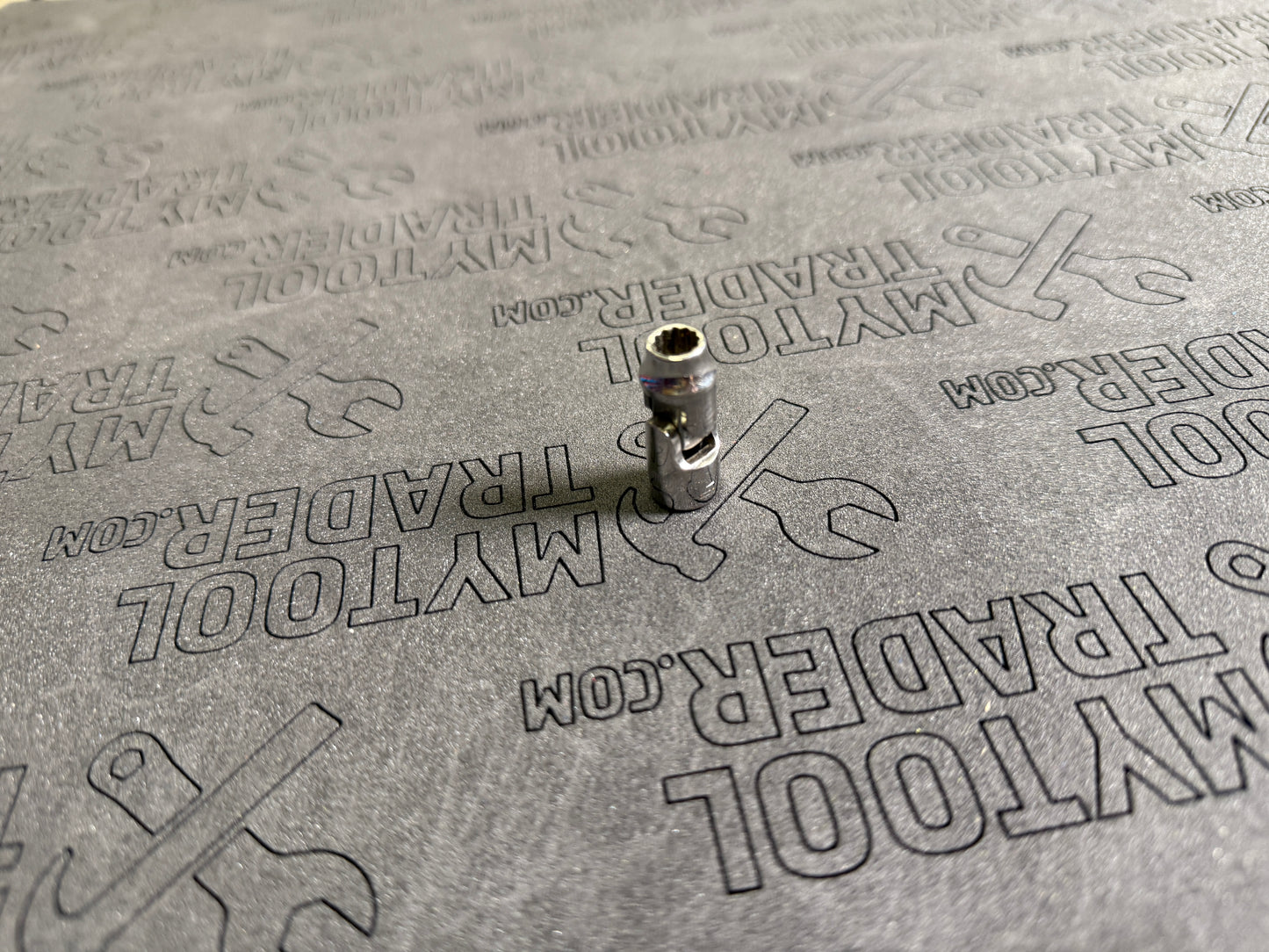 1/4" Drive 12-Point SAE 1/4" Flank Drive® Shallow Universal Socket-Pre Loved