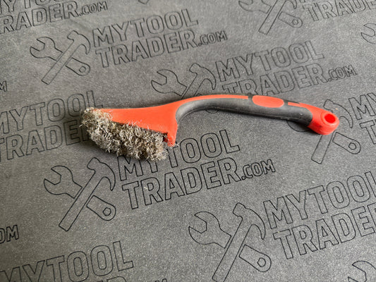Wire brush-Pre Loved