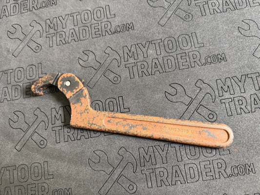 1-1/4–3" Adjustable Hook Spanner Wrench-Pre Loved